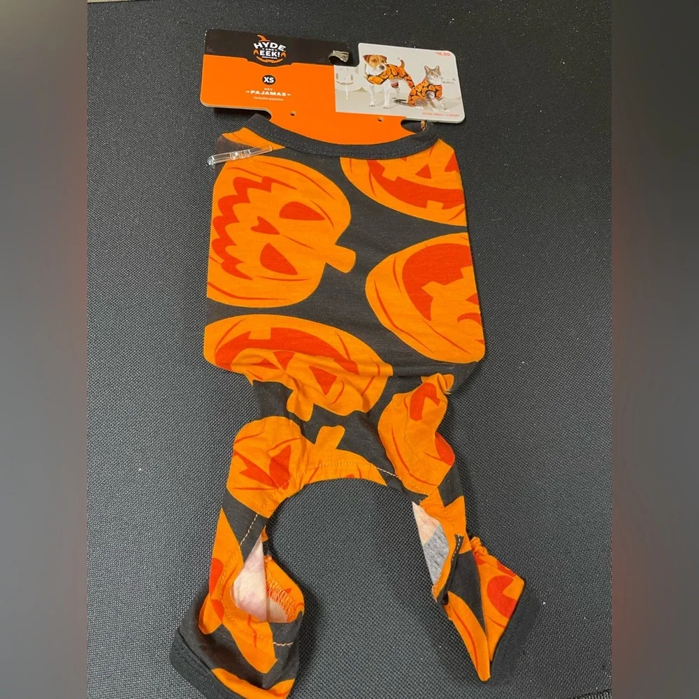 Pumpkin outfit